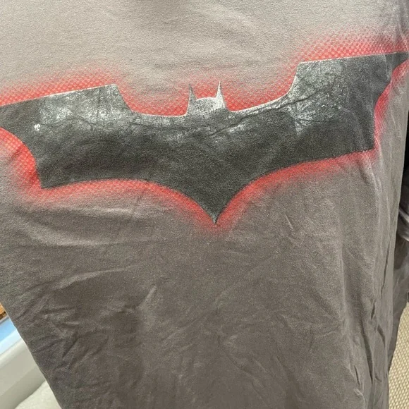 BATMAN TEE - Picture 2 of 5